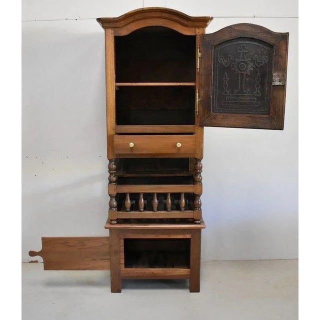 Chestnut Cabinet, 1800s For Sale - Image 4 of 18