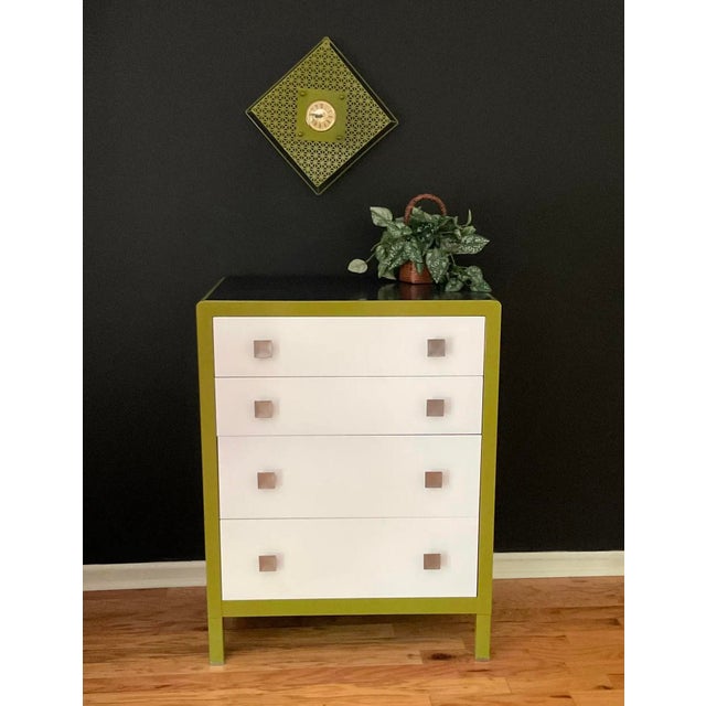 Simmons Norman Bel Geddes Enameled Metal 4 Drawer Dresser Fully Restored, Circa 1930s-40s For Sale - Image 11 of 12