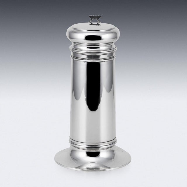 20th Century American Silver Tankard Cocktail Shaker, New York, 1900s For Sale - Image 14 of 18