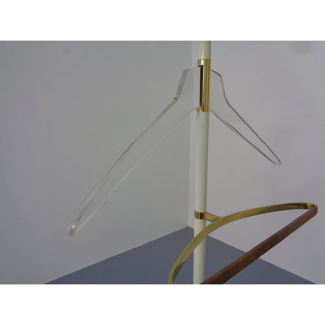 Valet Stand in Brass & Acrylic Glass & Leather from Vereinigte Werkstätten, Germany, 1950s For Sale - Image 9 of 17