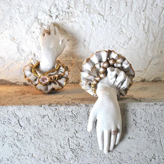 1930s Art Deco Ceramic Hand Sculptures, 1930s, Set of 2 For Sale - Image 5 of 10