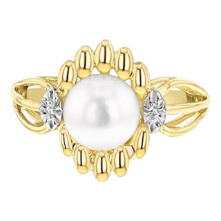 Solitaire Pearl Diamond Ring 10k Yellow Gold, Size 6 For Sale