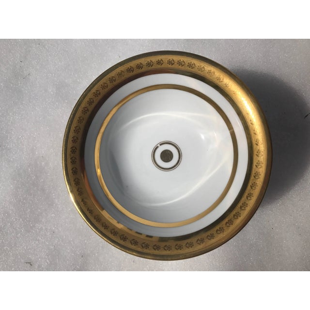 Gold Empire Porcelain Bowl With Cameo Profiles For Sale - Image 8 of 11