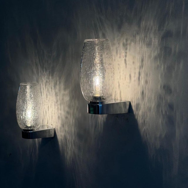 Gino Sarfatti Pulegoso Glass and Chrome Wall Sconces in the style of Seguso Vetri d'Arte, 1970s, Set of 2 For Sale - Image 4 of 18