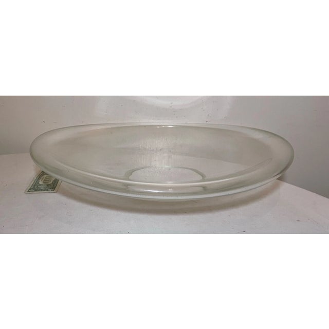 1990s Huge Modern Modernist Clear Hand Blown Art Glass Centerpiece Fruit Bowl Large For Sale - Image 5 of 12
