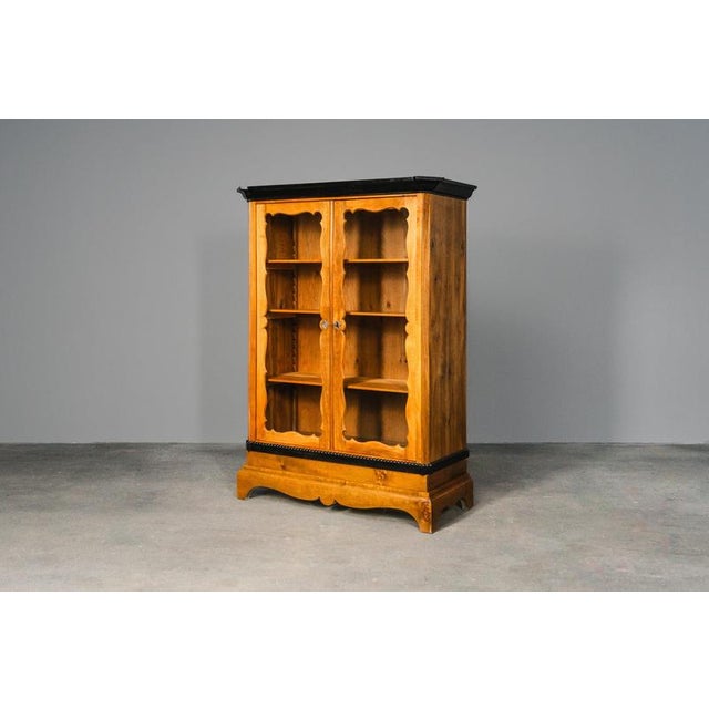 Small Vintage Biedermeier Display Cabinet, Late 19th Century For Sale - Image 4 of 18