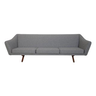 ML-90 Three-Seater Sofa in Hallingdal 130 Fabric by Illum Wikkelsø, 1960s For Sale