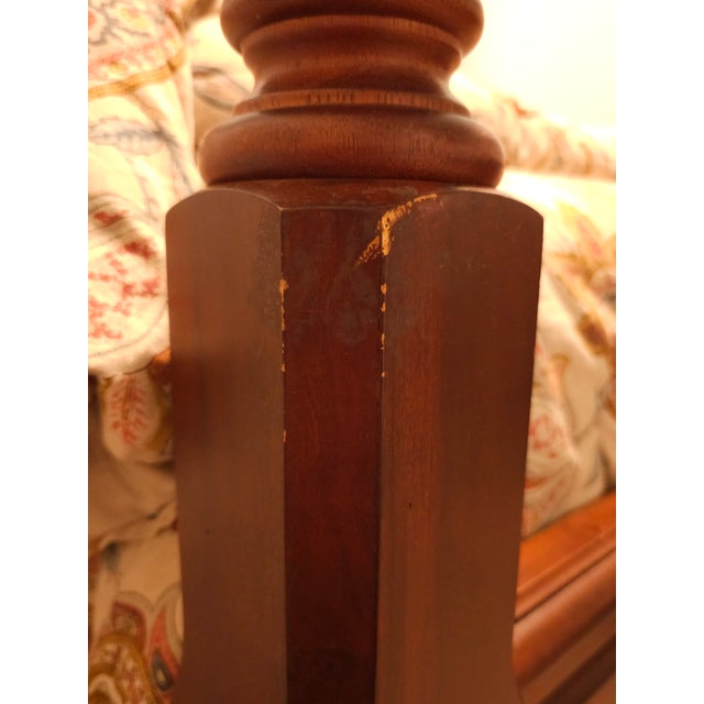 Late 20th Century Pulaski Carved Solid Mahogany Queen Size 5 Piece Bedroom Set For Sale - Image 4 of 13