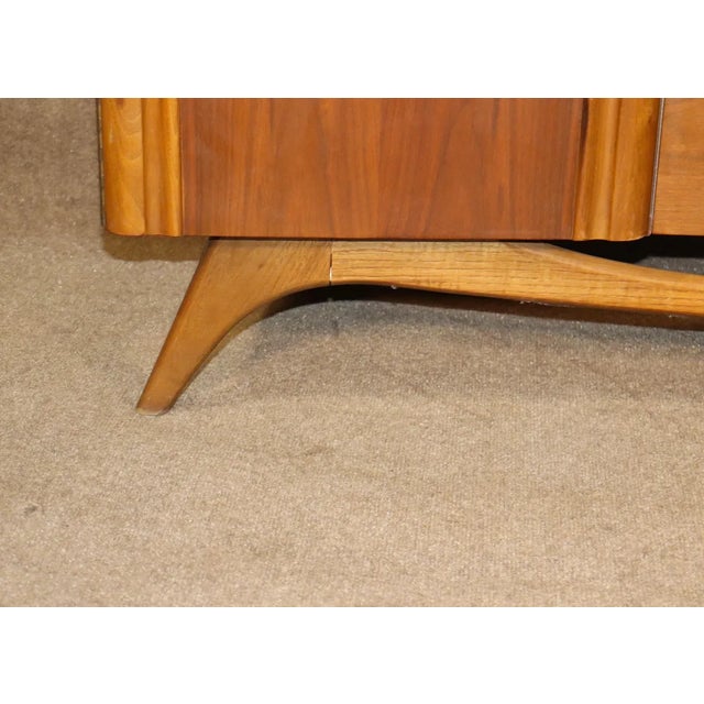 Brown Mid 20th Century Boomerang Dresser For Sale - Image 8 of 12