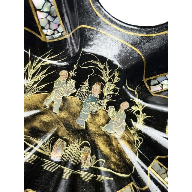 Napoleon III Papier-Mâché Catchall, France, 1880 For Sale - Image 6 of 12