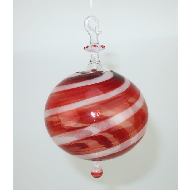 Murano Glass Eye Studio Art Glass Christmas Holiday Ornaments, Set of 3 For Sale - Image 4 of 10