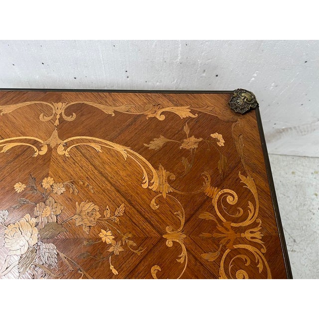 Wood Louis XV Style Games Table with Marquetry Decoration, 20th Century For Sale - Image 7 of 15