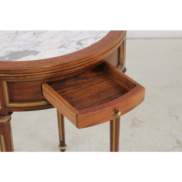 French Louis XVI Round Marble Top Lamp Table For Sale In Philadelphia - Image 6 of 18