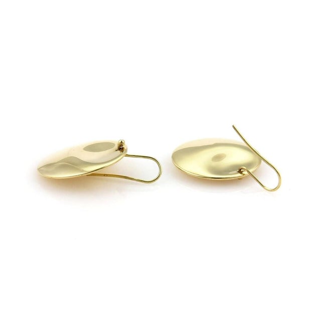 Contemporary Mid 20th Century Pair of Tiffany & Co. Peretti 18k Yellow Gold Dangle Round Earrings For Sale - Image 3 of 5
