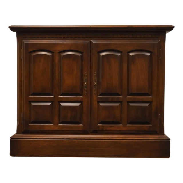 Ethan Allen Classic Manor Solid Maple 63" Flip-Top Server Buffet 15-6015 For Sale