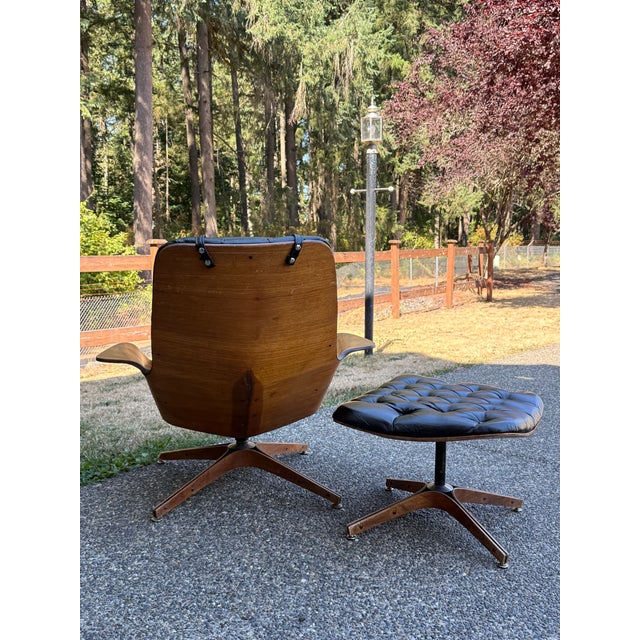 Mid Century Modern Mulhauser Attributed to Plycraft Mr Chair For Sale - Image 10 of 10