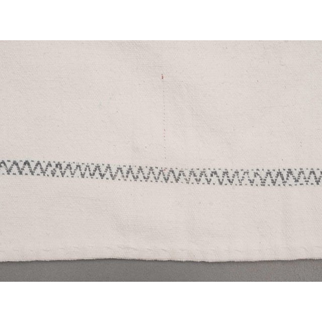 Textile 1970s Vintage Handmade Wool Cotton White Runner Rug For Sale - Image 7 of 11