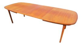 Example of Gudme Dining Tables