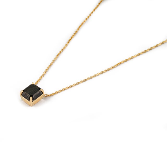 1.82 Carat Natural Black Diamond Solitaire Pendant Necklace in 18k Yellow Gold For Sale - Image 4 of 14