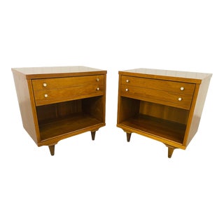 Mid-Century Johnson Carper Walnut Nightstands - a Pair For Sale