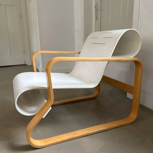Paimio No. 41 Lounge Chair by Alvar Aalto for Artek, 1980s For Sale - Image 9 of 13