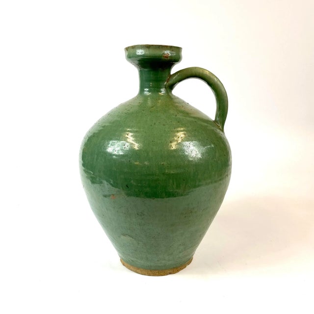 Chinese 19th Century Chinese Tall Green Ceramic Jug For Sale - Image 3 of 10