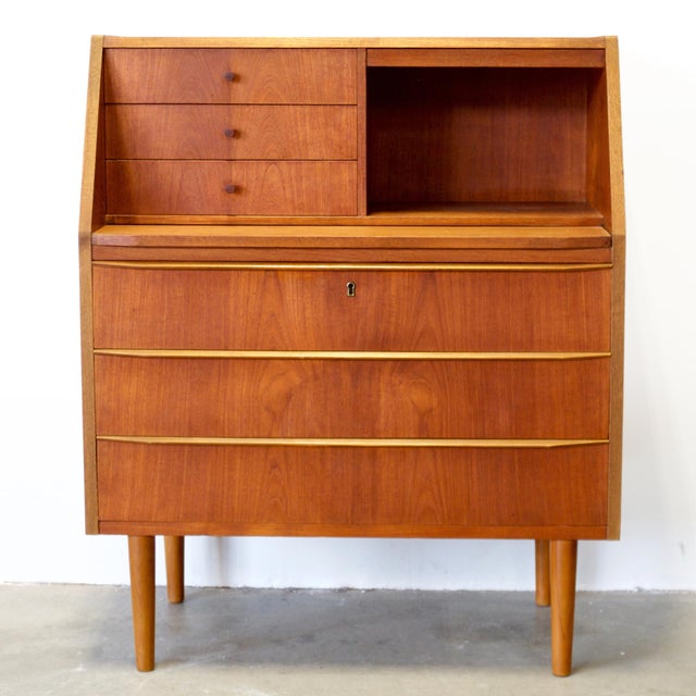Wood 1950s Danish Teak Secretary Desk With Hidden Vanity & Mirror For Sale - Image 7 of 11