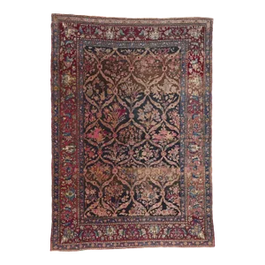 Early 20th Century Antique Persian Isfahan Rug - 04'09 X 06'09
