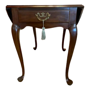 1980s Traditional Chippendale Drexel Cherry Single Drawer Pembroke Side Table