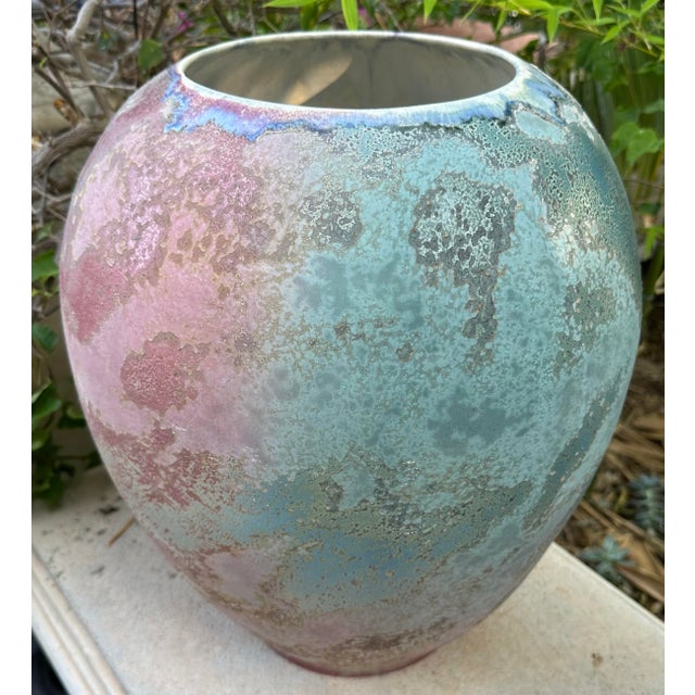 1980s Mid-Century Modern Huge Abstract Art Pottery Decorative Vase by Tony Evans Raku Studio For Sale In San Diego - Image 6 of 12