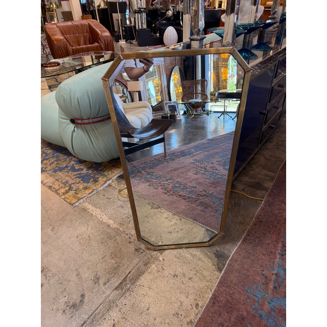 Metal Italian Mid-Century Tapered Brass Wall Mirror, 1970s For Sale - Image 7 of 10