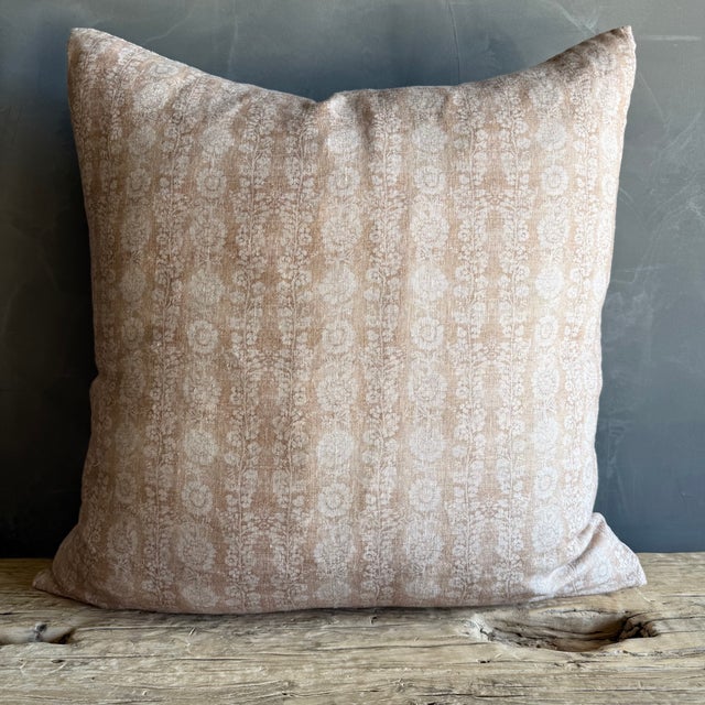 Nancy Floral Linen Pillow For Sale In Los Angeles - Image 6 of 8