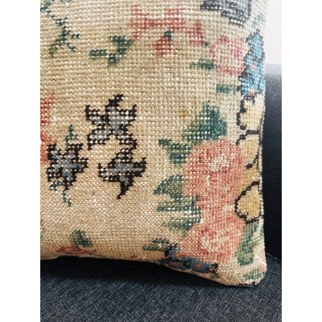 Vintage Turkish Isparta Rug Pillow Cover 16x16 – Floral Wool Cushion For Sale - Image 9 of 11