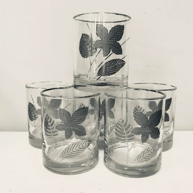 Mid-Century Modern Mid-Century Libbey Silver Leave Glasses - Set of 6 For Sale - Image 3 of 7