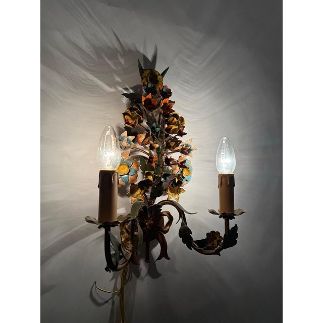 1970s Floral Two-Armed Wall Lights, Italy, 1970s, Set of 2 For Sale - Image 5 of 18