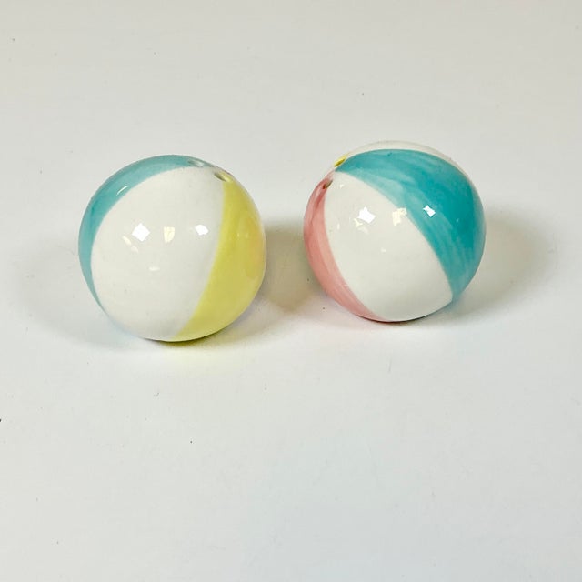 Mid-Century Coastal Boho Chic Beach Ball Salt & Pepper Shakers - A Pair. For Sale - Image 10 of 12