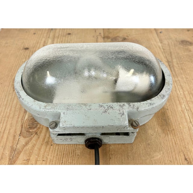 Industrial Cast Aluminium Wall Light with Frosted Glass from Elektrosvit, 1970s For Sale - Image 10 of 16