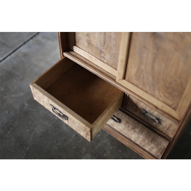 Japanese Antique Nt Tansu 1920s-1940s / Natural Color / Cabinet For Sale - Image 9 of 10