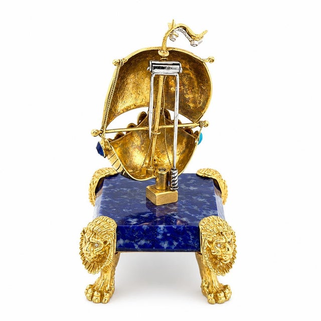 Mid 20th Century 18k Objet d'Art Brooch For Sale - Image 4 of 5