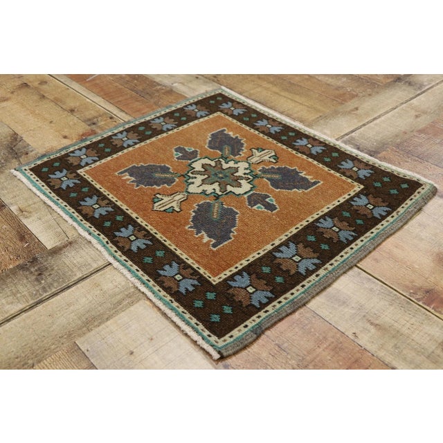 Vintage Turkish Oushak Rug - 01'10 X 02'01 For Sale In Dallas - Image 6 of 8