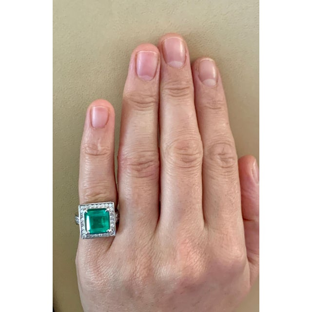 4 Carat Emerald Cut Colombian Emerald and Diamond Ring 14 Karat Gold Estate For Sale - Image 11 of 18