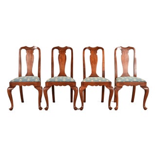 Henkel Harris Queen Anne Solid Cherry Wood Dining Chairs, Set of Four For Sale