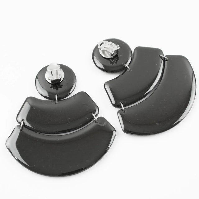 Black and Green Lucite Dangle Pair of Clip Earrings For Sale - Image 4 of 5