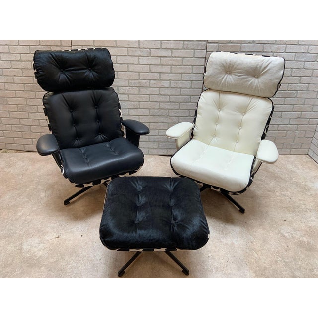 Mid Century Modern Homecrest Wire Lounge Chairs and Ottoman Newly