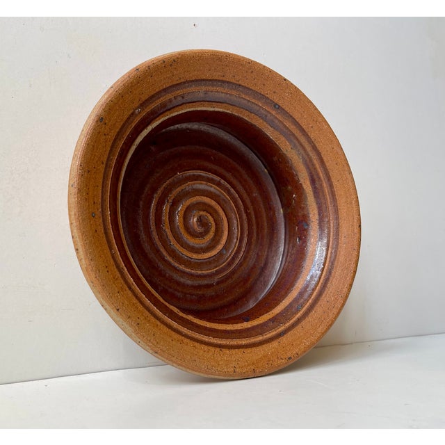1970s Danish Modern Stoneware Bowl with Spiral Glaze by Tue Poulsen, 1970s For Sale - Image 5 of 10