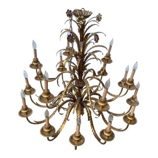 Mid 20th Century 18-Light Italian Gilt Tole Chandelier – Hollywood Regency / Florentine Style For Sale