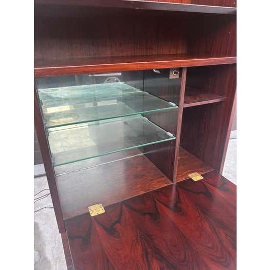 Wood Rosewood Bar Cabinet, Mid-20th Century, Adjustable Glass Shelves, 1975 For Sale - Image 7 of 9