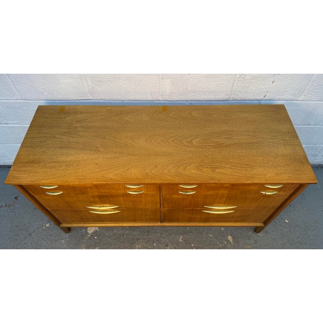 Mid-Century Six Drawer Walnut & Brass Lowboy Dresser by West Michigan Furniture Co. Attributed For Sale In New York - Image 6 of 17