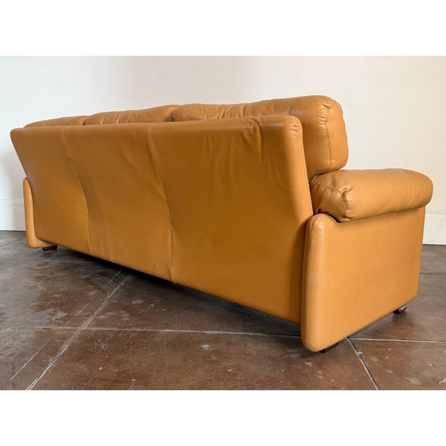Vintage 1970s Tan Leather Scarpa B & B Italia Sofa For Sale - Image 12 of 13