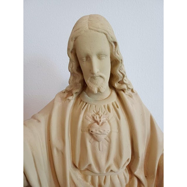 Large French Plaster Sacred Heart of Jesus Statue, 20th Century For Sale - Image 4 of 7